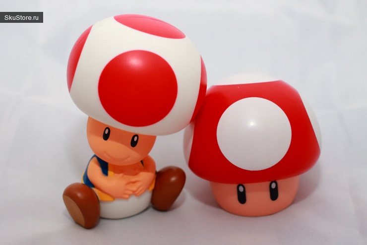 Фигурки грибочков из игры Марио