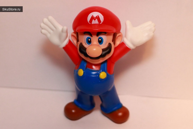 Фото Марио внешней вспышкой с софтбоксом Pixco