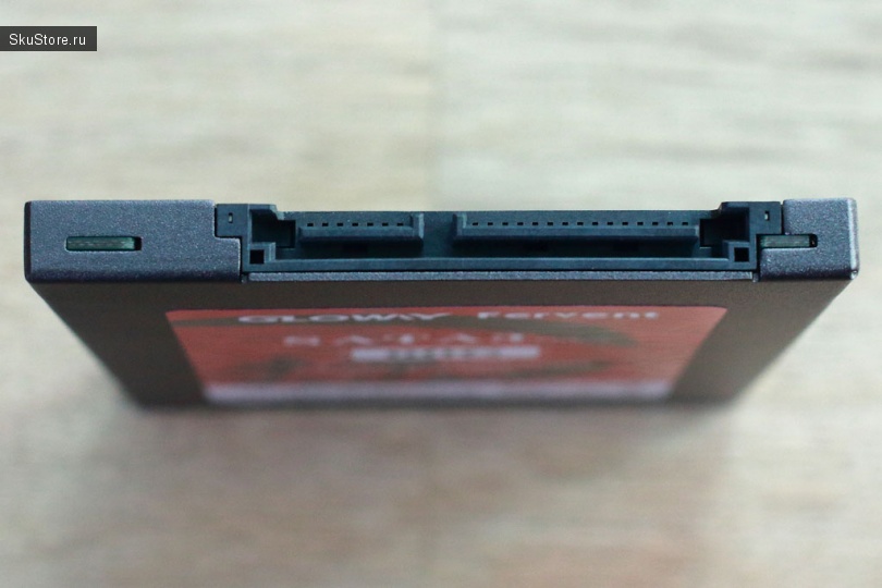 SSD диск Gloway Fervent SATA3 - разьемы для подключения