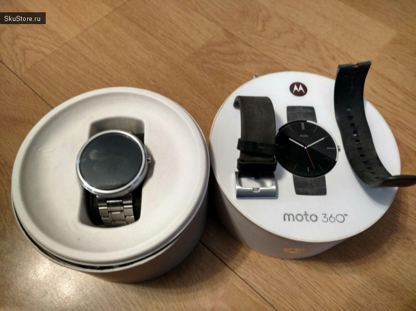 Распаковка Moto 360