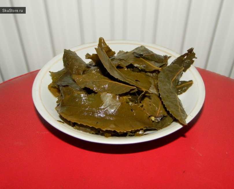 Листья чая Улун после заваривания