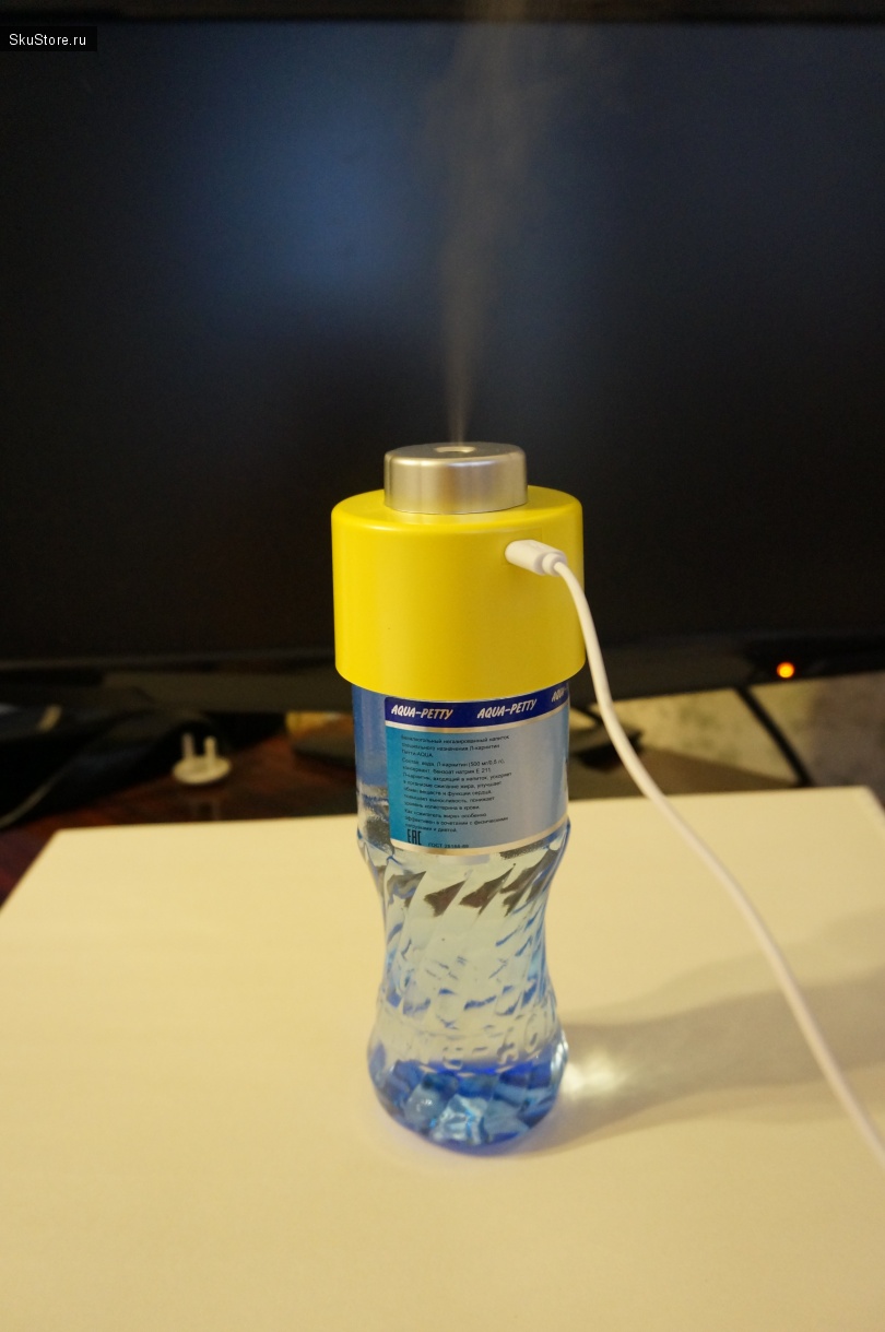 Мини-увлажнитель Bottle Caps Humidifier в работе