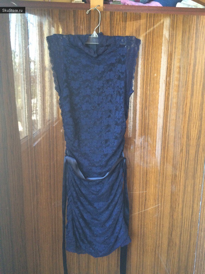 Черное платье из гипюра