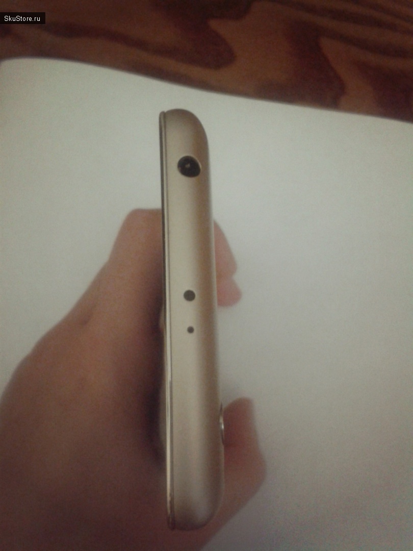 Xiaomi Redmi 3 S - вид сбоку