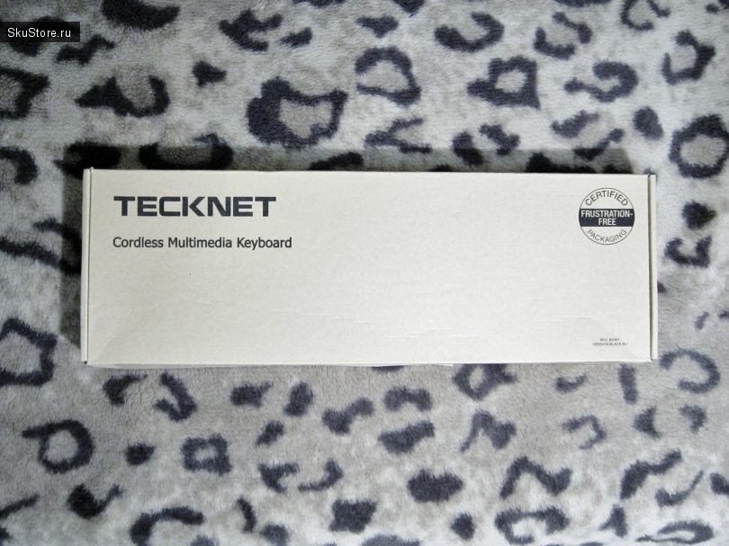 Блютуз-клавиатура TeckNet с тачпадом