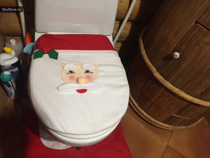 Новогоднее украшение для туалета