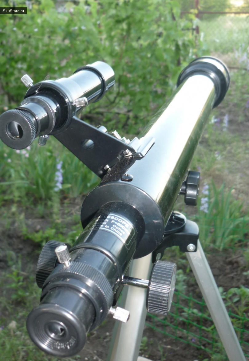 Легкий телескоп можно брать на прогулку или на дачу