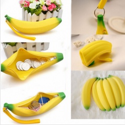Силиконовый кошелек в виде банана