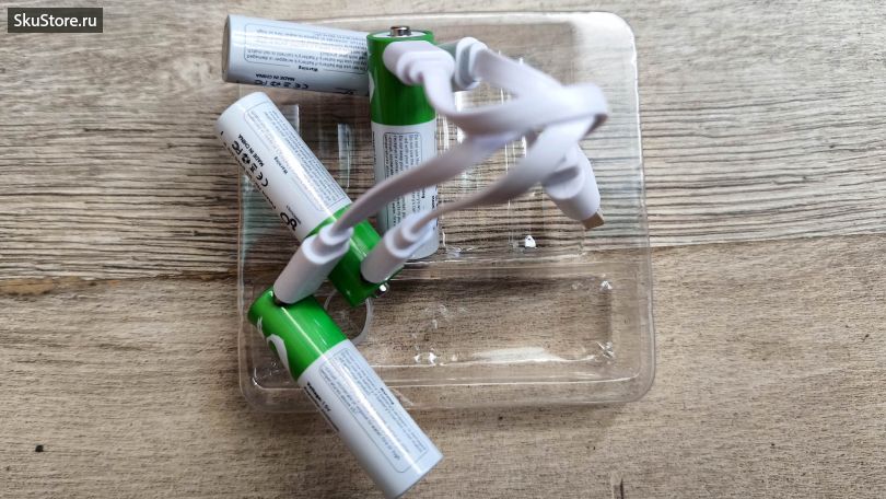 Аккумуляторные батарейки AA Li-ion 1.5V - провод зарядки Аккумуляторные батарейки AA Li-ion 1.5V - провод зарядки